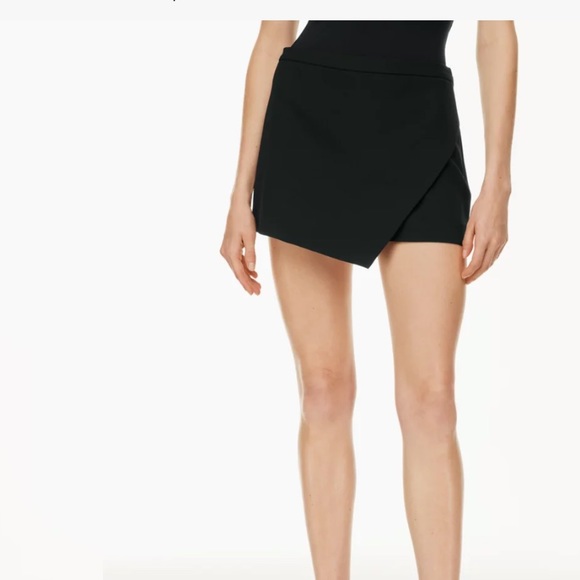 Aritzia Babaton Kelly mid-rise micro wrap skort - Picture 7 of 10